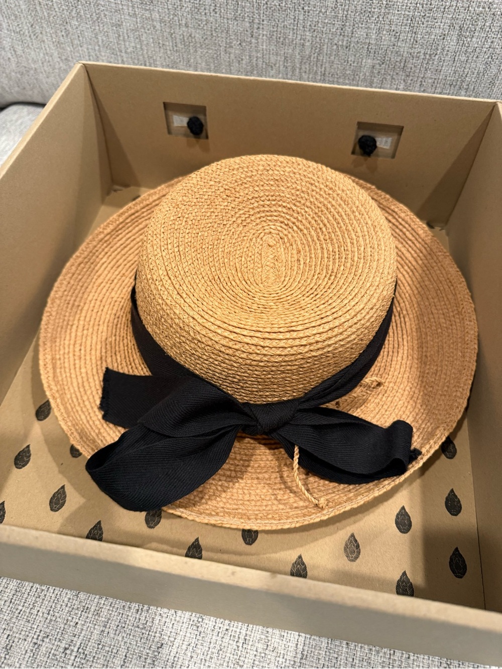 Helen Kaminski Newport Grosgrain-Trimmed Raffia Sun Hat